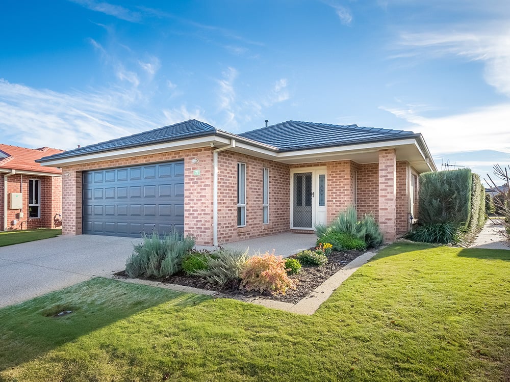 Shepparton home 77 for sale